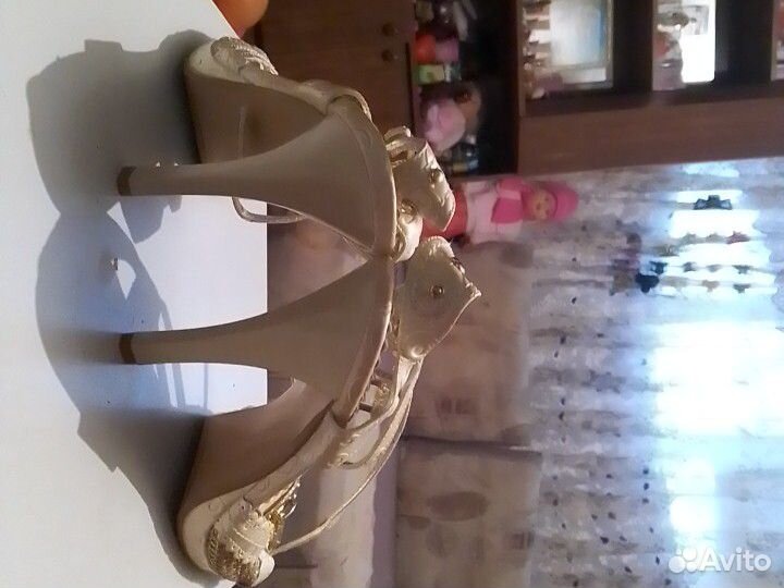 Туфли (басаножки)