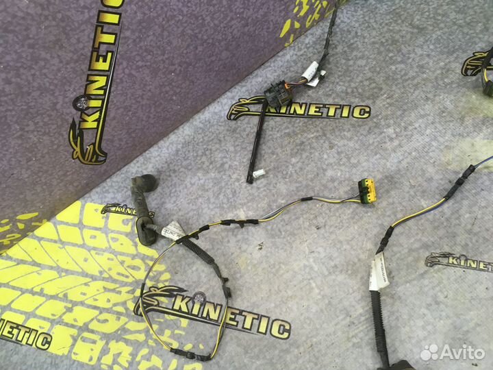 Проводка двери с механическими стеклоподъем Альбеа