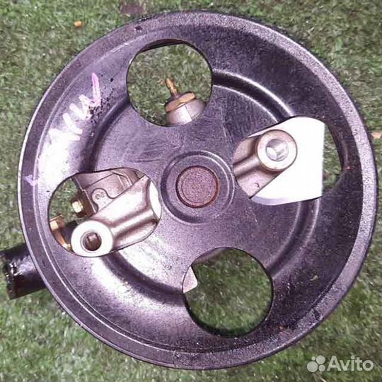 Насос гидроусилителя руля Mitsubishi Galant