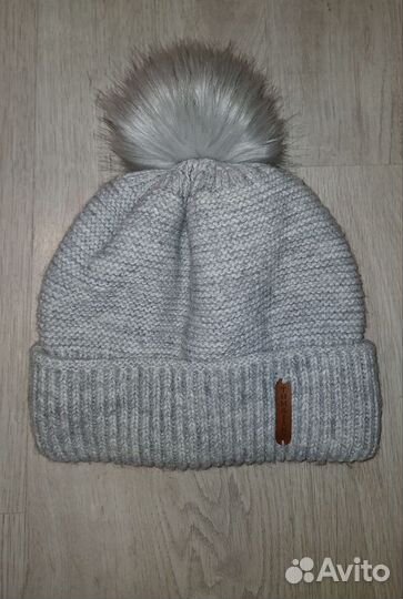 Шапка женская зимняя серая