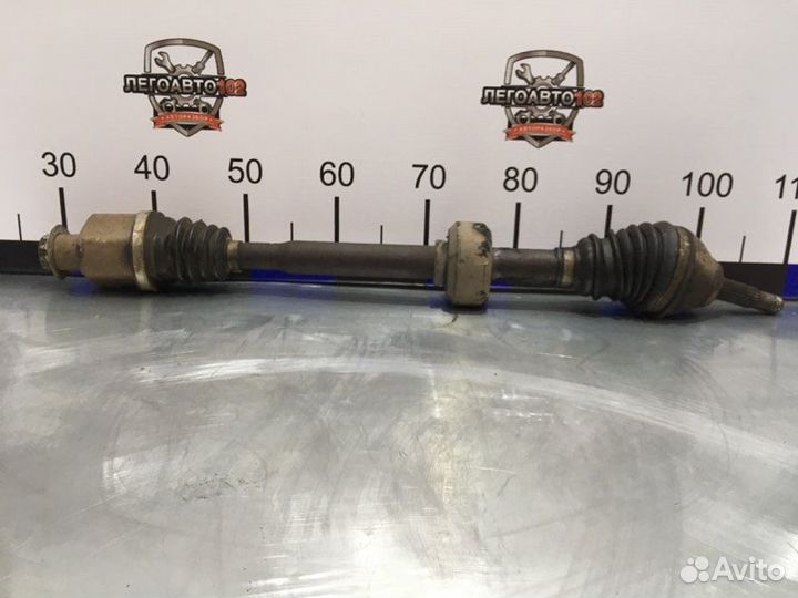 Привод, полуось передний правый Renault Logan