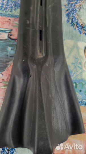 Уплотнитель кузова