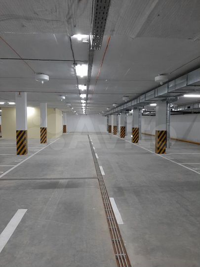 Машиноместо, 15 м²