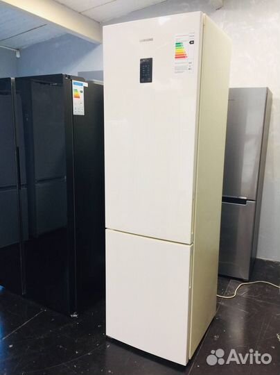 Холодильник Samsung No Frost Инвертор (Новый)