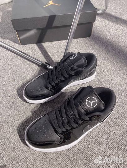 Кроссовки nike air jordan 1 low