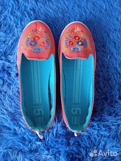 Балетки,тапки,шлепанцы для девочки новые