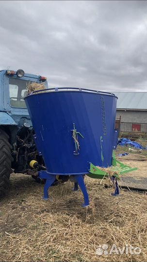 Миксер кормораздатчик