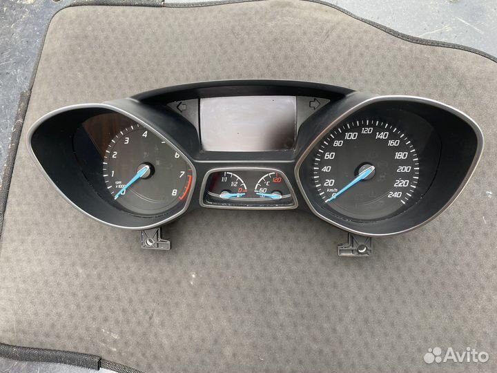 Панель приборов Ford Kuga 2