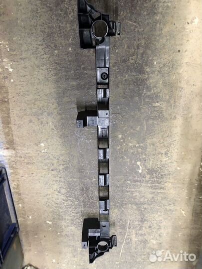 Балка бампера Лада-X-Ray переднего автоваз