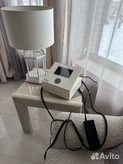 EMS (Эмс) тренажер StimaWell с костюмами