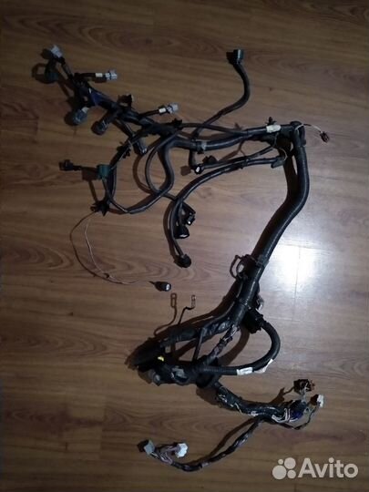 Nissan Wingoard Y11 коса двигателя