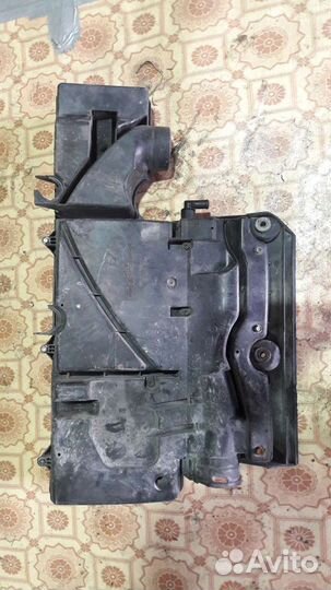 Корпус воздушного фильтра Форд Фьюжен Фиеста Ford