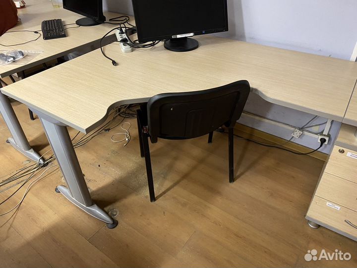 Офисная мебель б/у