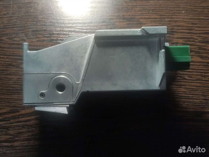 Замок рулевой колонки ford