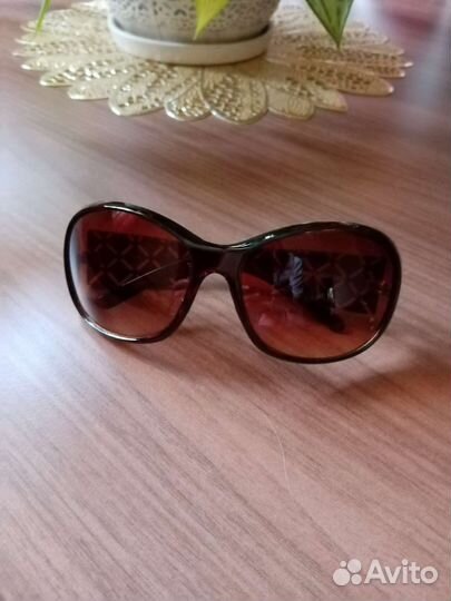 Солнцезащитные очки женские
