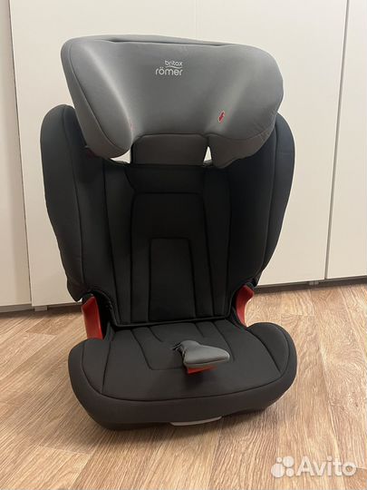 Автокресло kidfix² R от BritaxRoemer