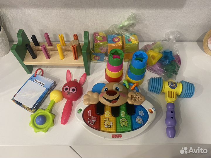 Развивающие игрушки пакетом