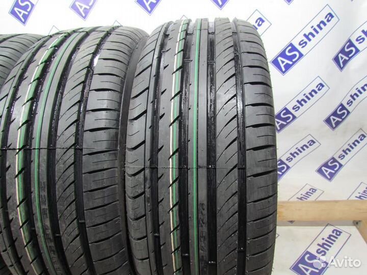 Sunfull SF-888 225/55 R17 96R