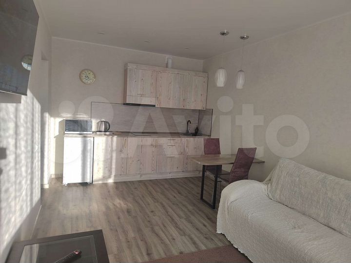 2-к. квартира, 41 м², 10/16 эт.