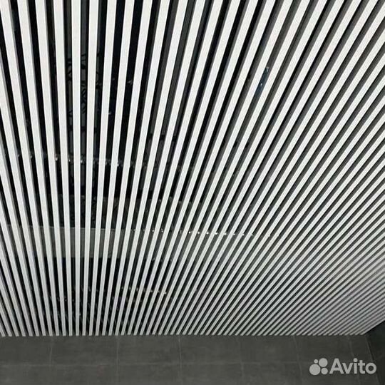 Потолок реечный кубообразный