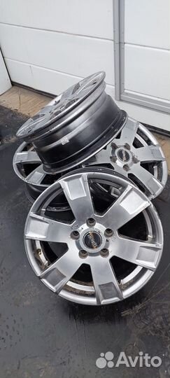 Литые диски r16 на Nissan Qashqai