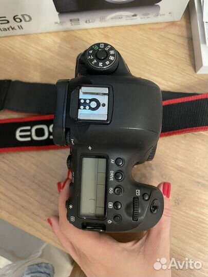 Зеркальный фотоаппарат canon 6d mark II