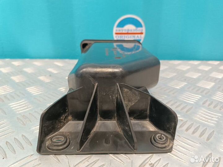 Абсорбер топливного бака Volkswagen Passat B7 1.4