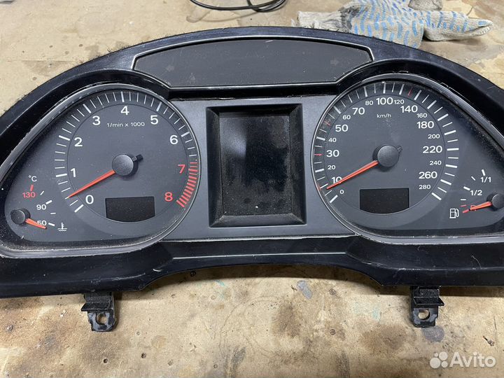 Приборная панель audi a6 c6