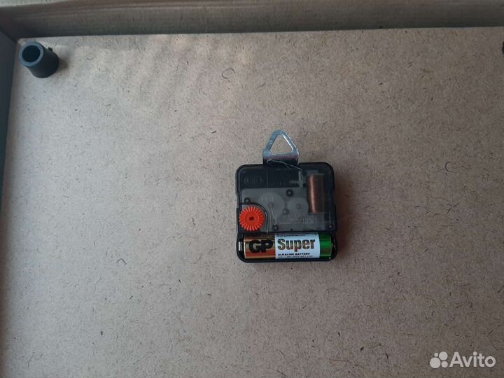 Часы настенные 