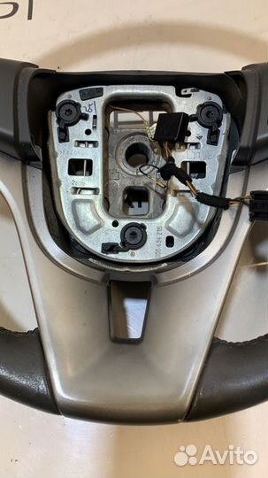 Руль Chevrolet Cruze J300 F16D4 1.6 2010