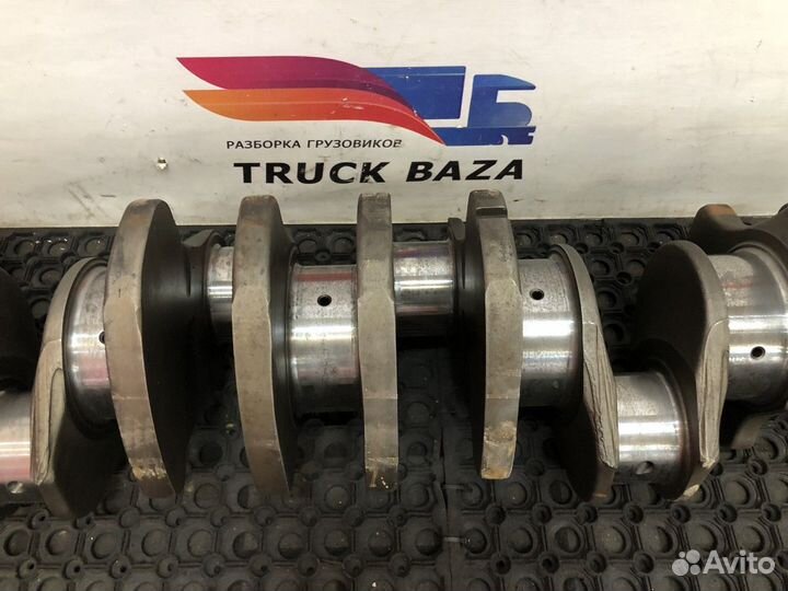 Коленвал Volvo VNL