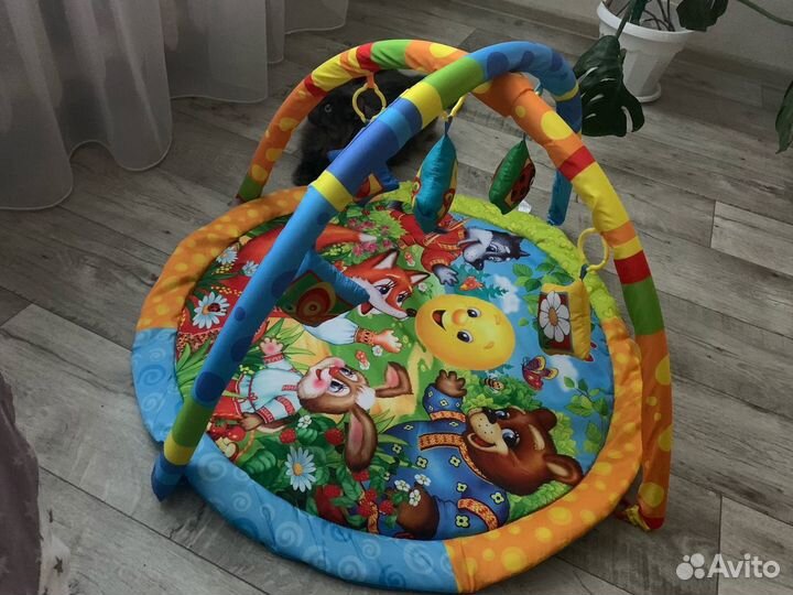 Развивающий коврик