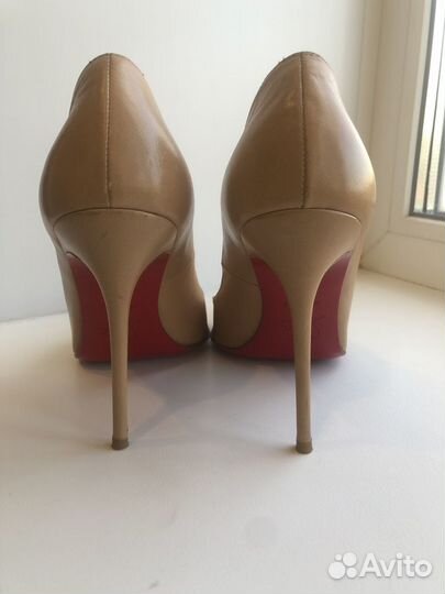 Christian louboutin 37