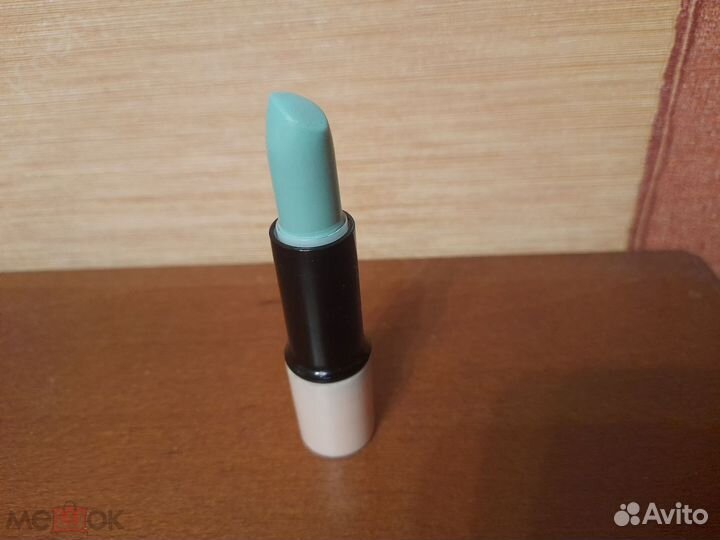 Корректор зеленый маскирующий. Шампунь сухой