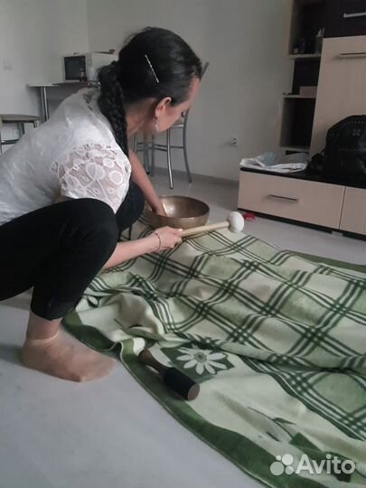 Медитация/массаж поющей чашей