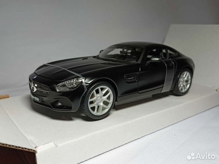 Модель автомобиля Mercedes AMG GT Maisto 1:24
