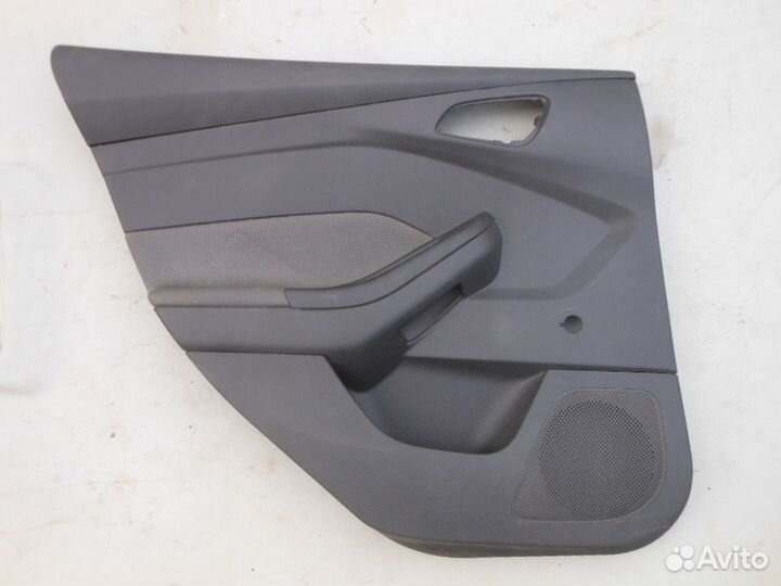 Обшивка двери (карта) поштучно для Ford Focus III