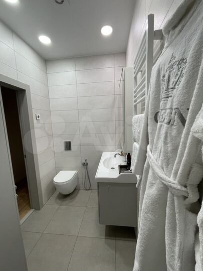 2-к. квартира, 85 м², 5/9 эт.