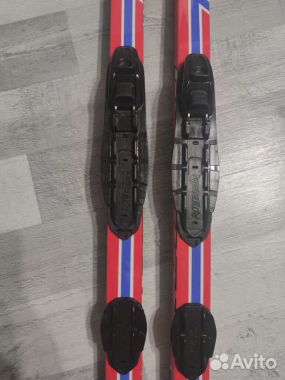 Беговые лыжи