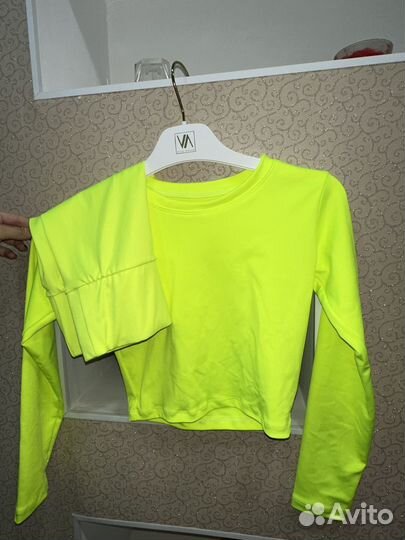 Спортивный комплект женский