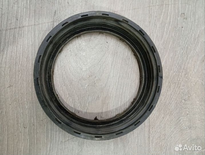 Гайка топливного насоса Volkswagen Passat B3