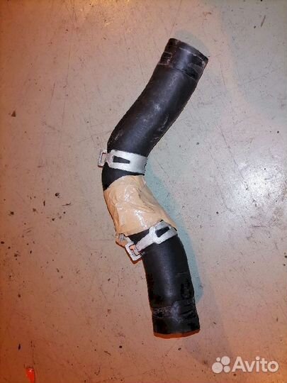 Патрубок охлаждения (радиатора) MR529019.верхний M