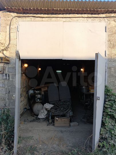 Гараж, > 30 м²