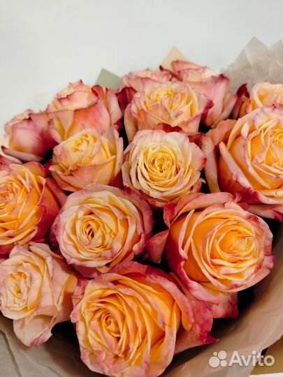 Букет из роз сорта lovely hearts