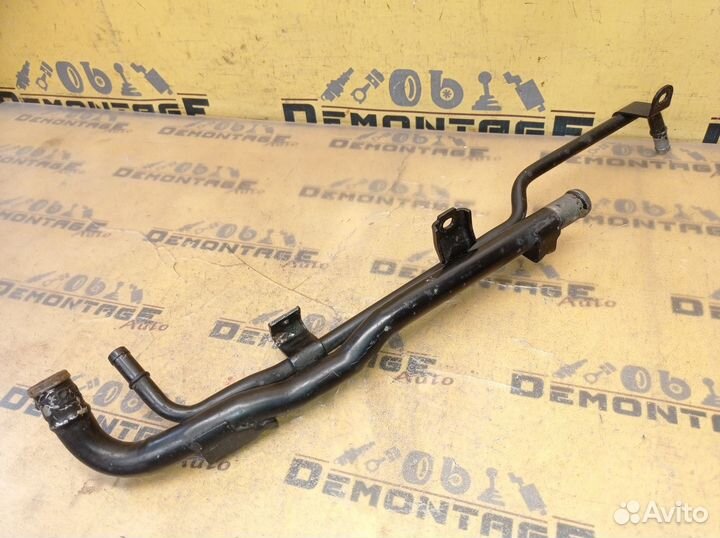 Трубка системы охлаждения 1.8 T Passat B5 Рестайли