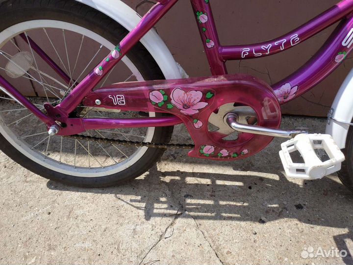 Продается велосипед для девочки