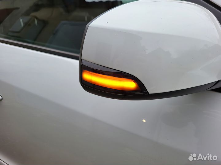 Динамические поворотники Renault Fluence Megane