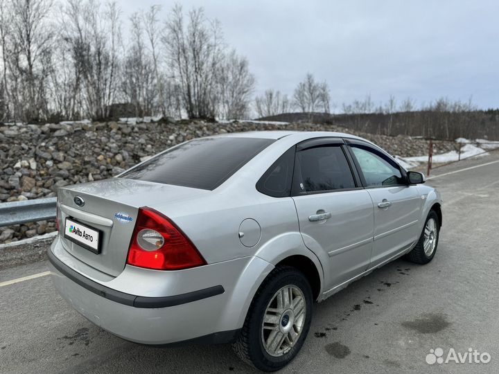 Ford Focus 2.0 МТ, 2005, 197 500 км