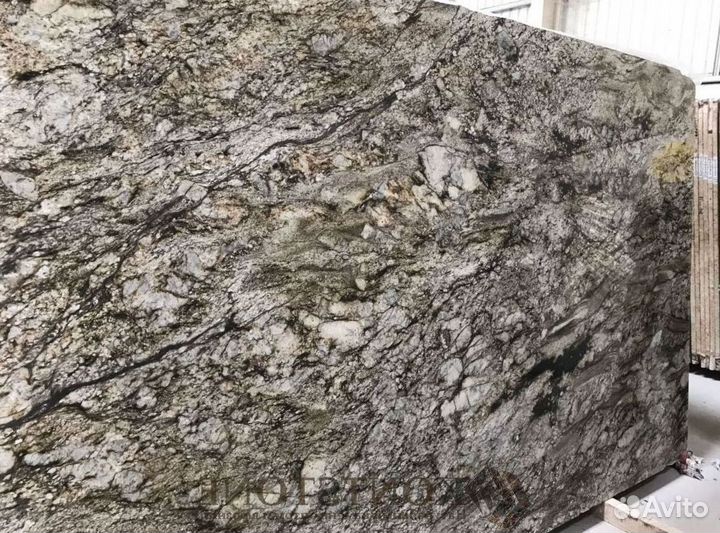 Столешница из гранита