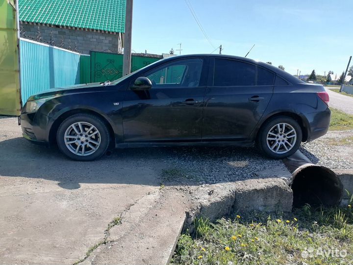 Chevrolet Cruze 1.6 МТ, 2010, 249 000 км